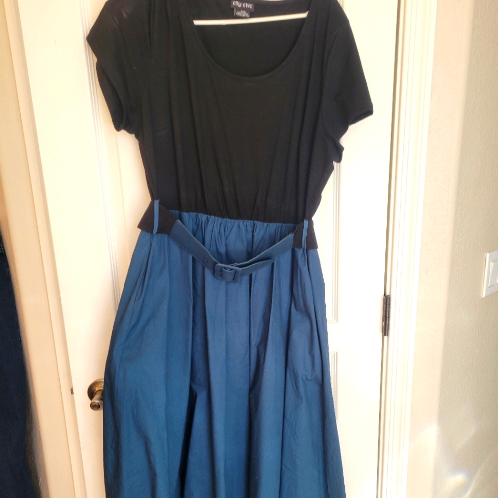 City Chic Paris Days Dress, size 16, Teal